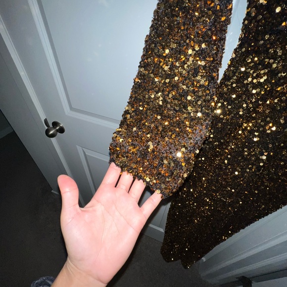 Black gold sequins dress worn 1x - Picture 10 of 10